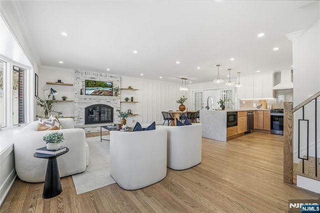 589 Fletcher Avenue, Oradell, NJ 07649