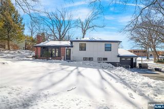 589 Fletcher Avenue, Oradell, NJ 07649