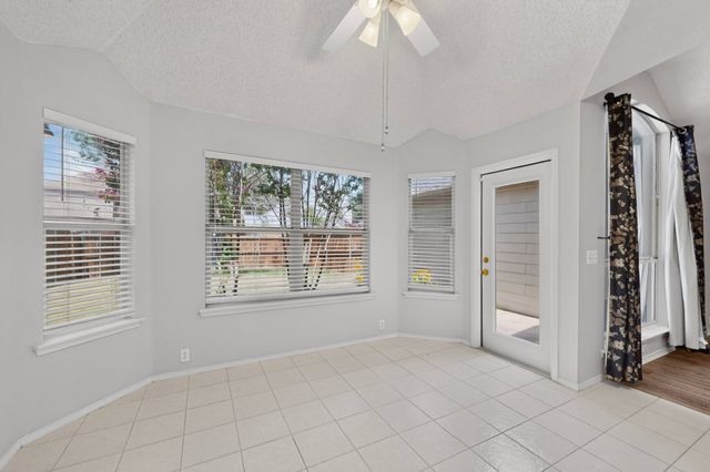 1264 Bedford Lane, Lewisville, TX 75077
