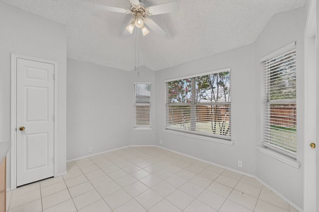 1264 Bedford Lane, Lewisville, TX 75077