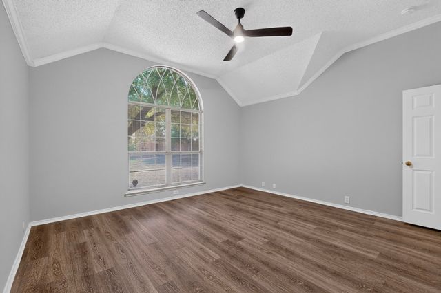 1264 Bedford Lane, Lewisville, TX 75077