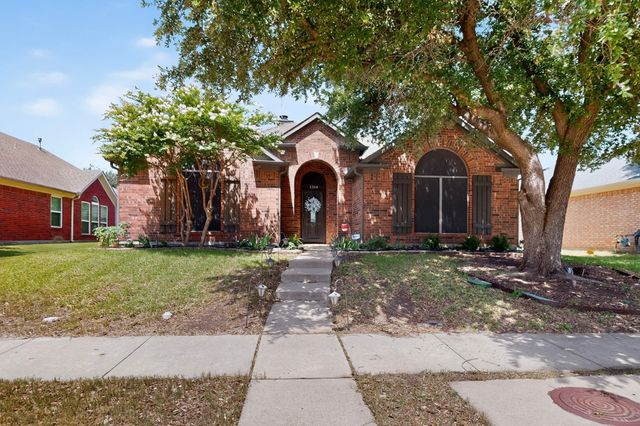 1264 Bedford Lane, Lewisville, TX 75077