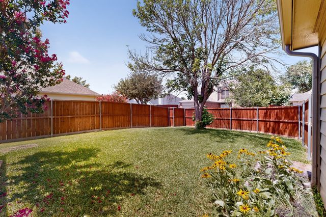 1264 Bedford Lane, Lewisville, TX 75077