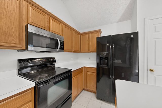 1264 Bedford Lane, Lewisville, TX 75077