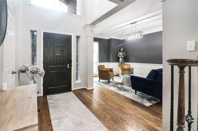 9118 Woodwind Lakes Drive, Houston, TX 77040