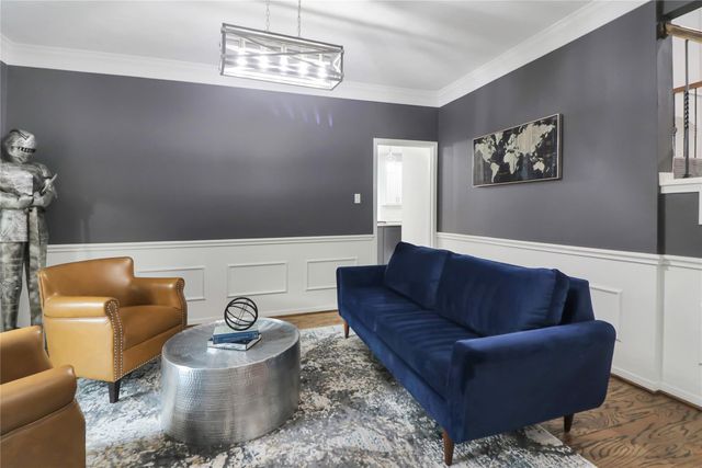 9118 Woodwind Lakes Drive, Houston, TX 77040