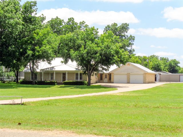 1717 Pipeline Road, Cleburne, TX 76033