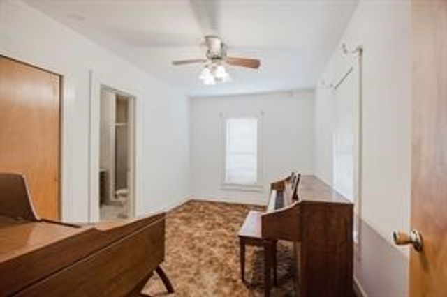 1717 Pipeline Road, Cleburne, TX 76033