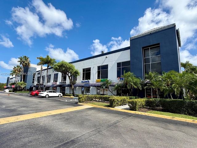 7500 NW 25th Street 107, Miami, FL 33122