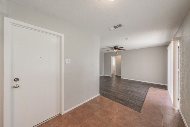 6816 Balalaika Road, Dallas, TX 75241