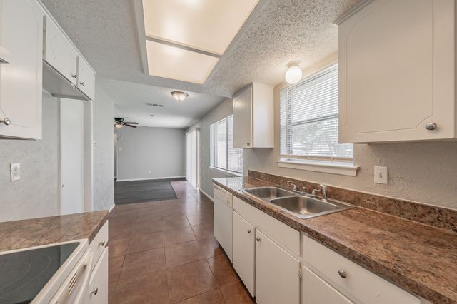 6816 Balalaika Road, Dallas, TX 75241