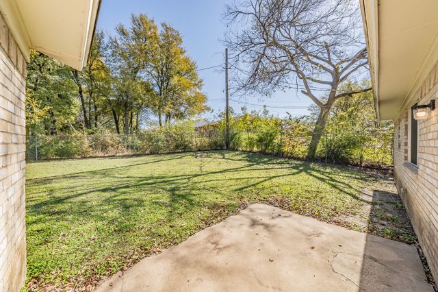 6816 Balalaika Road, Dallas, TX 75241