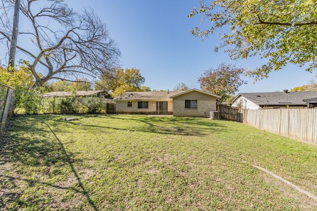 6816 Balalaika Road, Dallas, TX 75241
