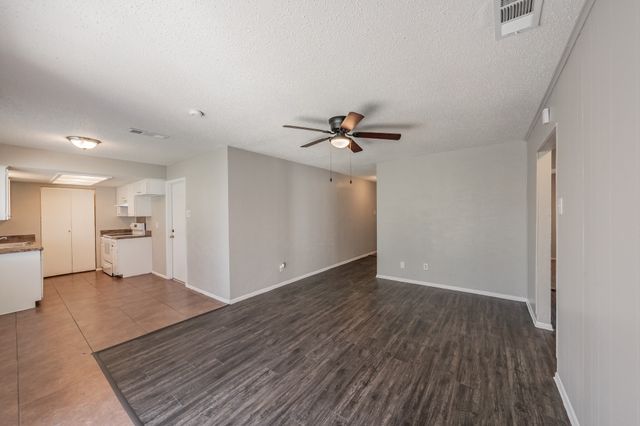 6816 Balalaika Road, Dallas, TX 75241