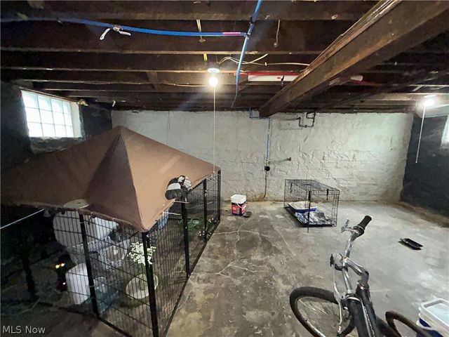 9403 Columbia Avenue, Cleveland, OH 44108