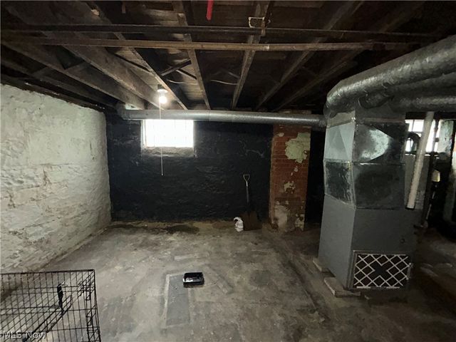 9403 Columbia Avenue, Cleveland, OH 44108