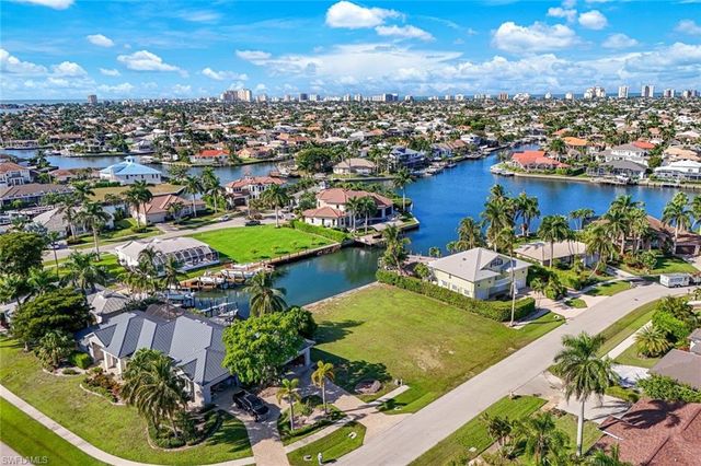 128 S Bahama AVE, Marco Island, FL 34145