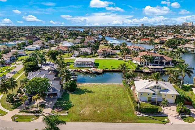 128 S Bahama AVE, Marco Island, FL 34145