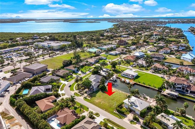 128 S Bahama AVE, Marco Island, FL 34145