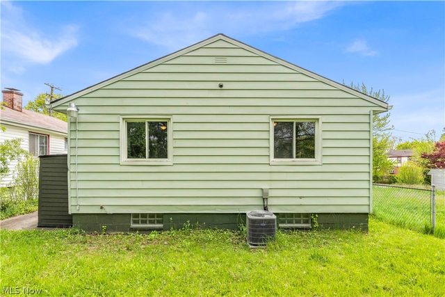 16605 Glenpark Avenue, Cleveland, OH 44128