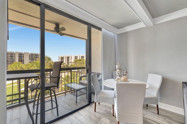 2707 N Ocean Boulevard 306d, Boca Raton, FL 33431