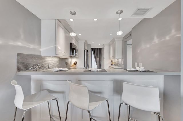 2707 N Ocean Boulevard 306d, Boca Raton, FL 33431