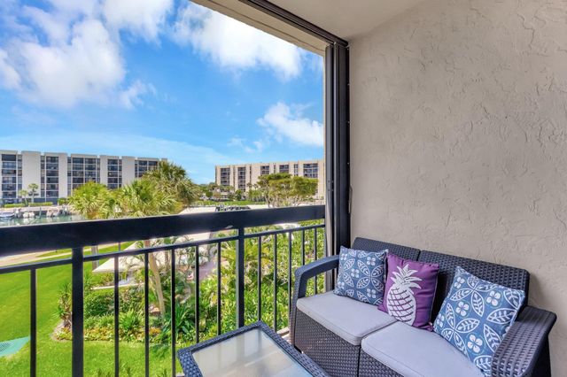 2707 N Ocean Boulevard 306d, Boca Raton, FL 33431