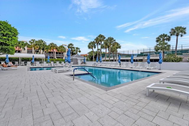 2707 N Ocean Boulevard 306d, Boca Raton, FL 33431