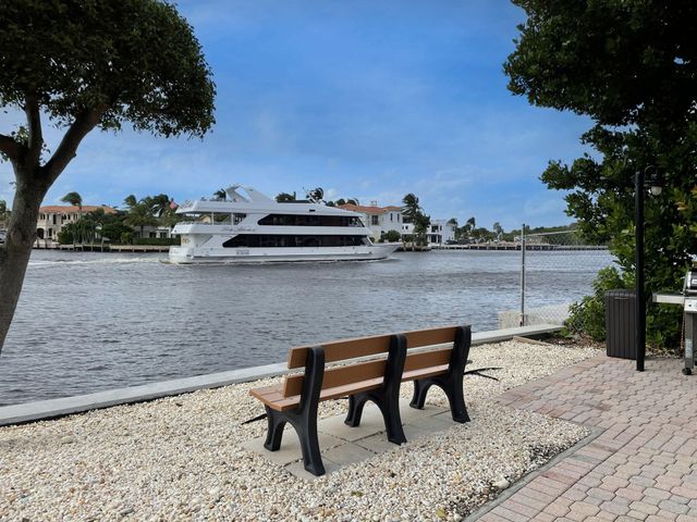 2707 N Ocean Boulevard 306d, Boca Raton, FL 33431