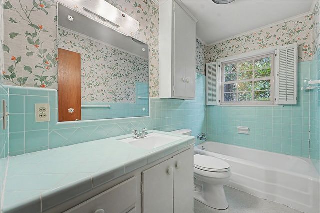 1602 E Hope Street, Fayetteville, AR 72701