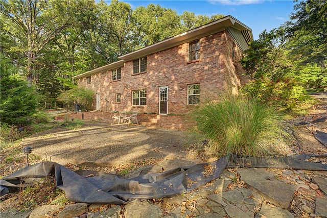 1602 E Hope Street, Fayetteville, AR 72701