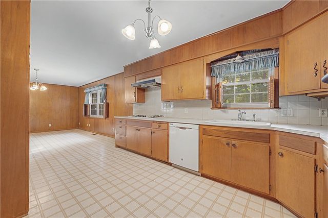 1602 E Hope Street, Fayetteville, AR 72701