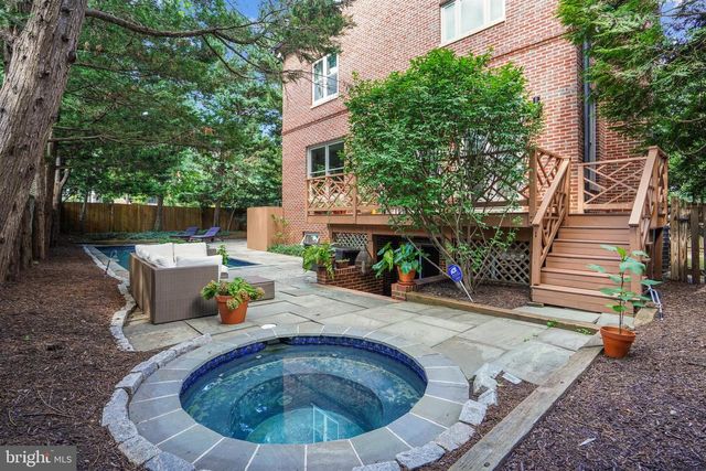 5430 CHEVY CHASE PARKWAY NW, Washington, DC 20015