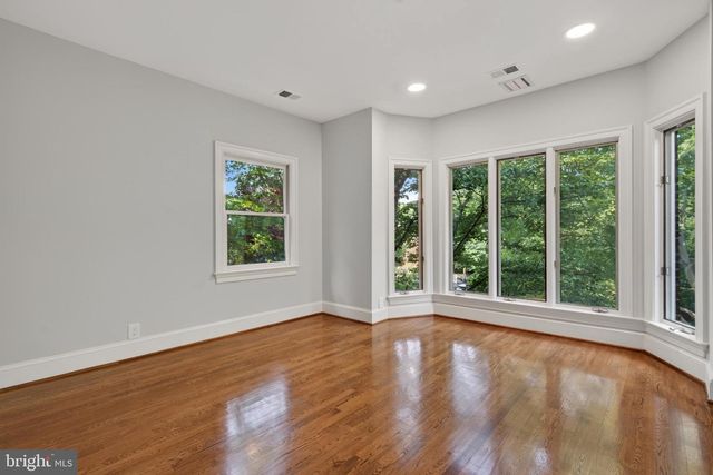 5430 CHEVY CHASE PARKWAY NW, Washington, DC 20015