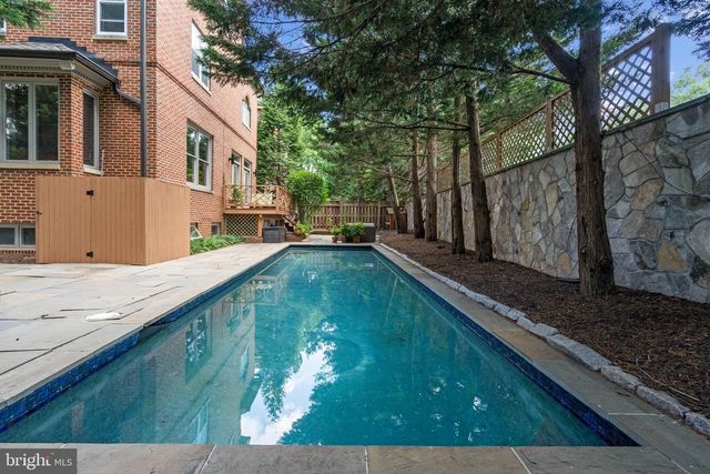 5430 CHEVY CHASE PARKWAY NW, Washington, DC 20015