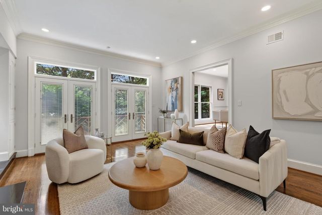 5430 CHEVY CHASE PARKWAY NW, Washington, DC 20015