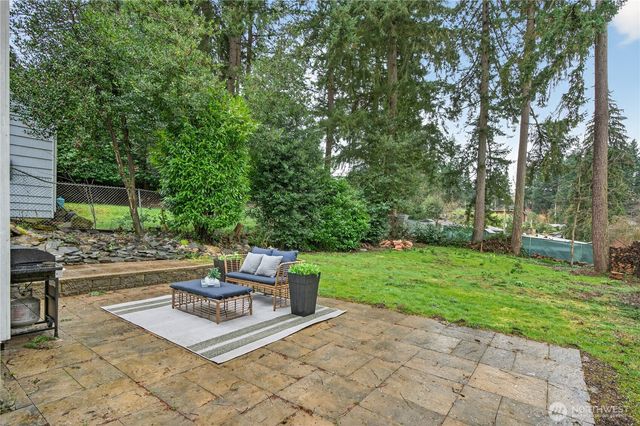 14551 Ashworth Avenue N, Shoreline, WA 98133