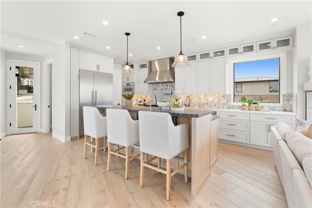 2141 Circle Drive, Hermosa Beach, CA 90254
