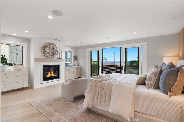 2141 Circle Drive, Hermosa Beach, CA 90254