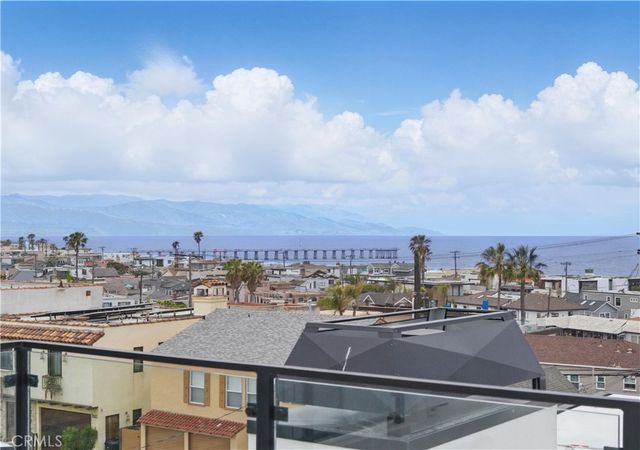 2141 Circle Drive, Hermosa Beach, CA 90254