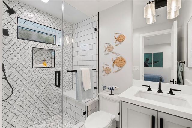 2141 Circle Drive, Hermosa Beach, CA 90254