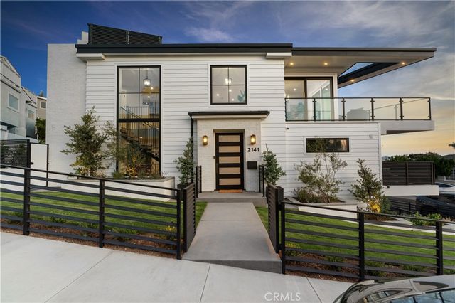 2141 Circle Drive, Hermosa Beach, CA 90254