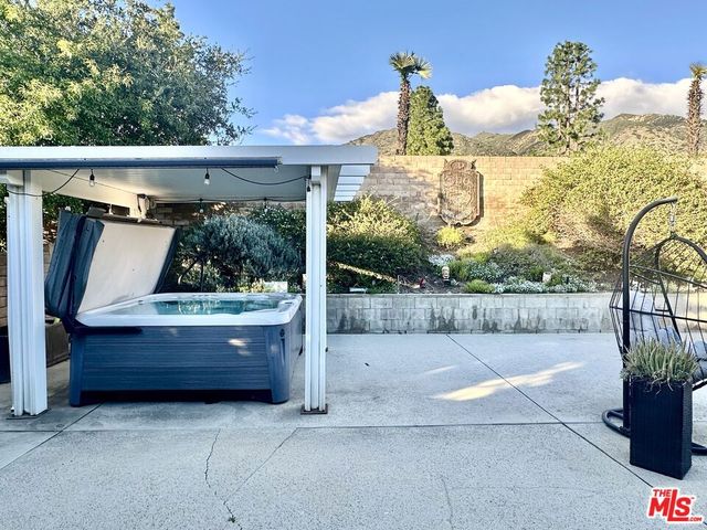 13735 Aldergrove Street, Sylmar, CA 91342