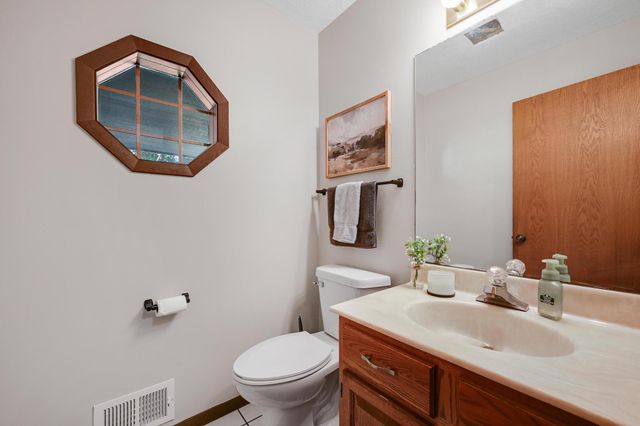 2628 Northdale Boulevard NW, Coon Rapids, MN 55433