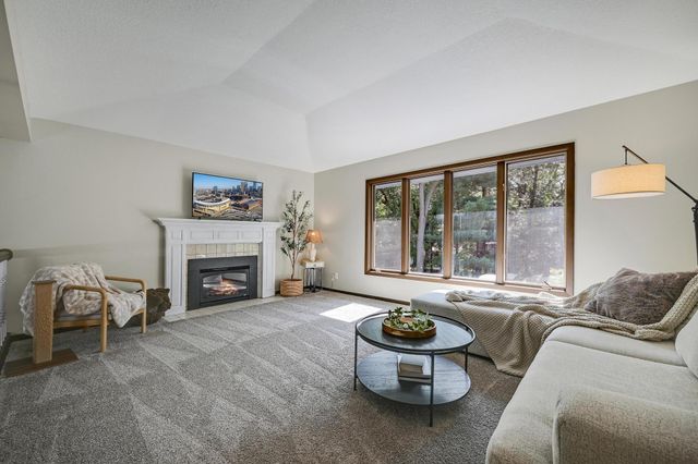 2628 Northdale Boulevard NW, Coon Rapids, MN 55433