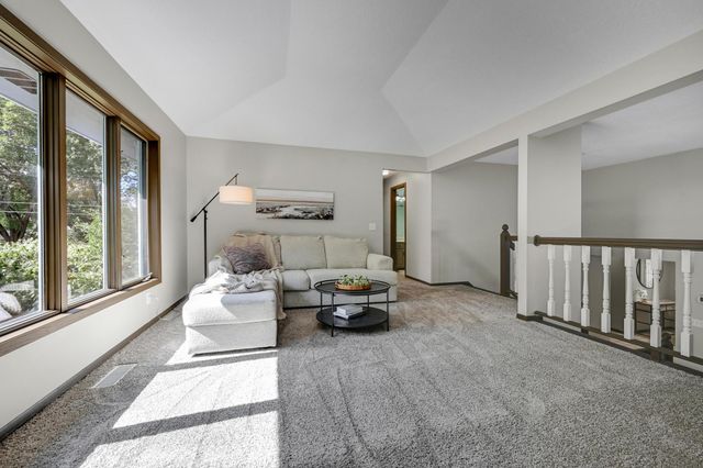 2628 Northdale Boulevard NW, Coon Rapids, MN 55433