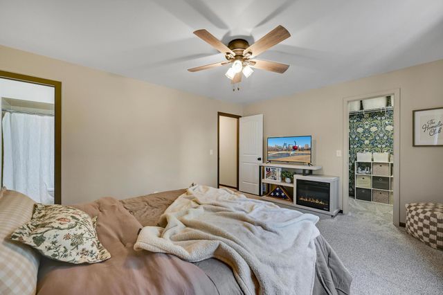 2628 Northdale Boulevard NW, Coon Rapids, MN 55433