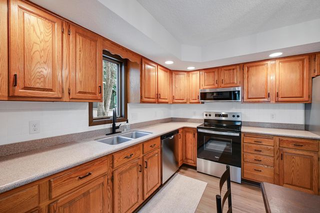 2628 Northdale Boulevard NW, Coon Rapids, MN 55433