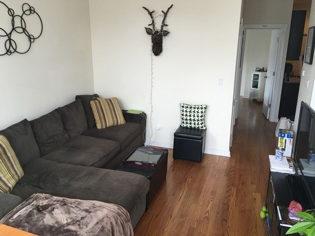 1645 W Huron Street 3F, Chicago, IL 60622