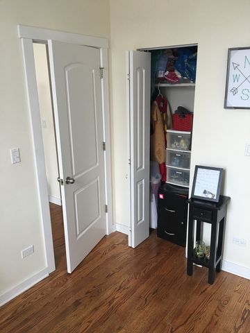 1645 W Huron Street 3F, Chicago, IL 60622